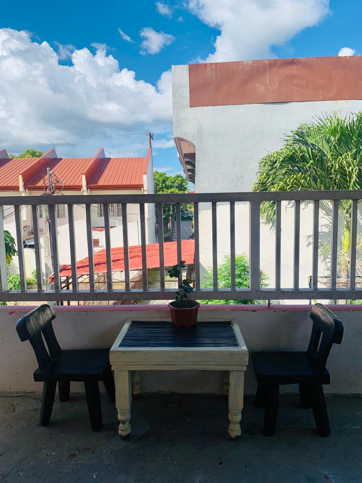 Perlies Inn Tanay Barkada House Buitenkant foto